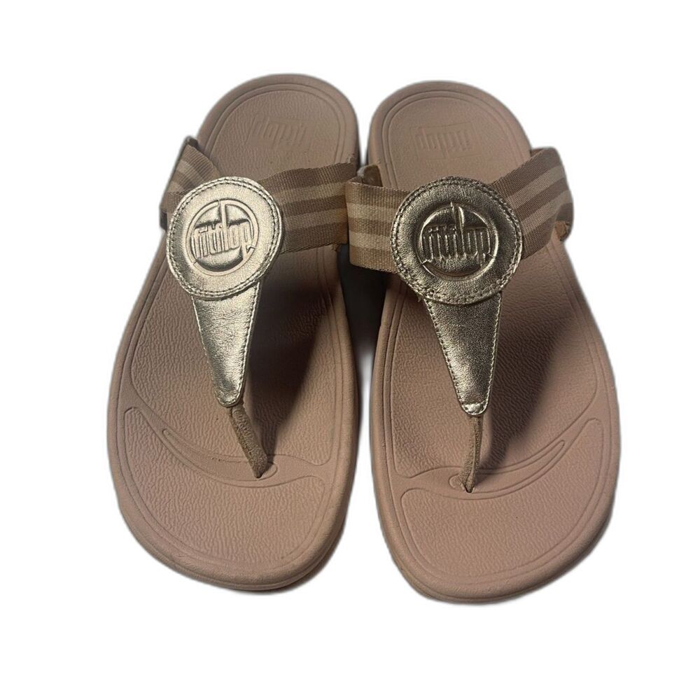 FitFlop Women’s Sandals – Metallic Bronze Flip Flop Sandals – Size US 7 / EU 38